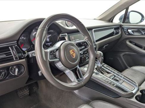 Used 2019 Porsche Macan S image 24