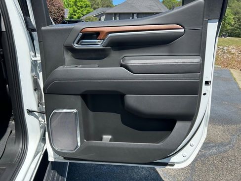 Used 2023 GMC Sierra 1500 Denali w/ Denali Reserve Package AWD/4WD image 56
