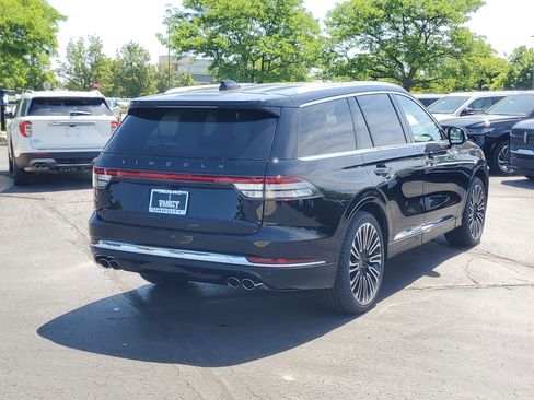 New 2026 Lincoln Aviator Black Label w/ Dynamic Handling Package AWD/4WD image 4