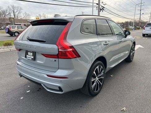 Certified 2025 Volvo XC60 B5 Plus image 5