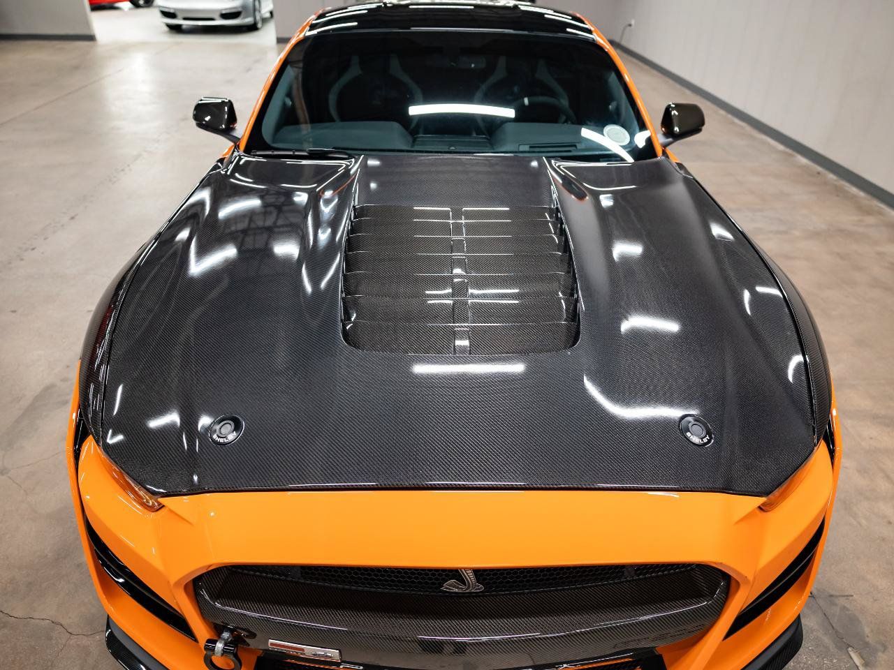 Used 2021 Ford Mustang Shelby GT500 w/ Technology Package RWD image 11