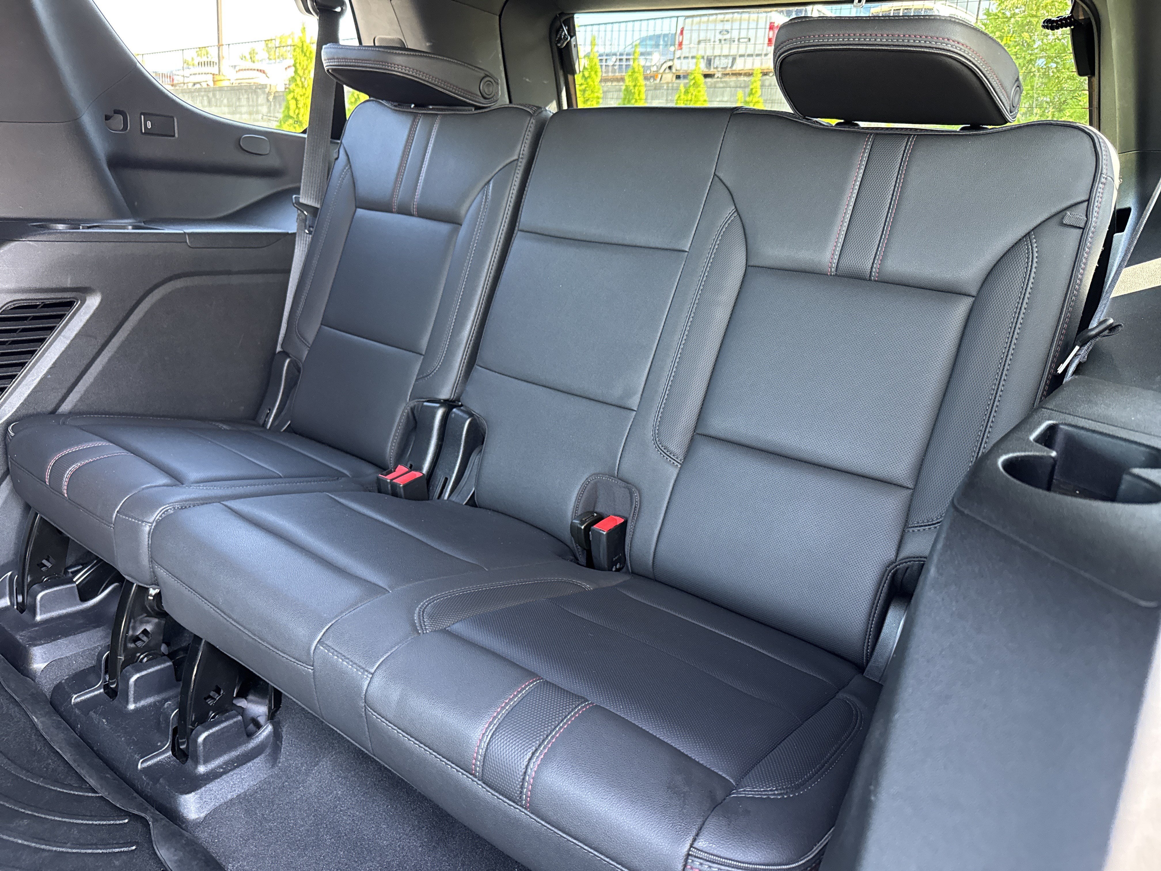 Used 2022 Chevrolet Tahoe RST w/ Sport Performance Package AWD/4WD image 33