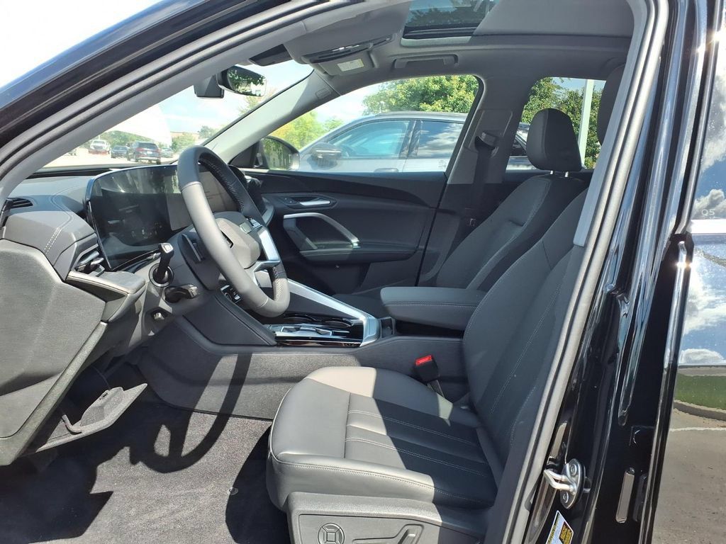 New 2026 Audi Q5 Premium AWD/4WD image 8