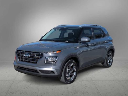 New 2026 Hyundai Venue SEL FWD image 4