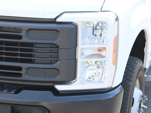 Used 2025 Ford F350 XL w/ 360-Degree Camera Package AWD/4WD image 22