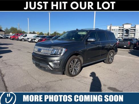 Used 2020 Ford Expedition Platinum AWD/4WD image 2