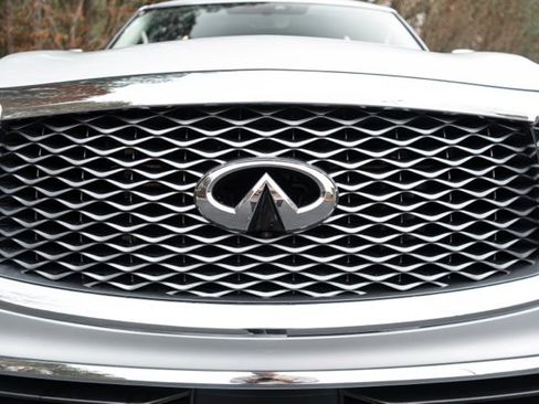 Used 2020 INFINITI QX80 Luxe w/ Proassist Package image 10
