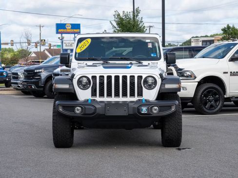 Used 2023 Jeep Wrangler Unlimited Rubicon 4xe AWD/4WD image 2