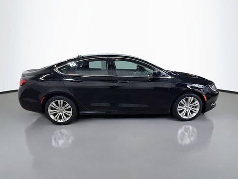 Used 2015 Chrysler 200 Limited w/ Convenience Group FWD image 10