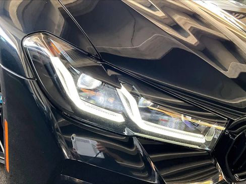 Used 2022 BMW 530i w/ M Sport Package image 27