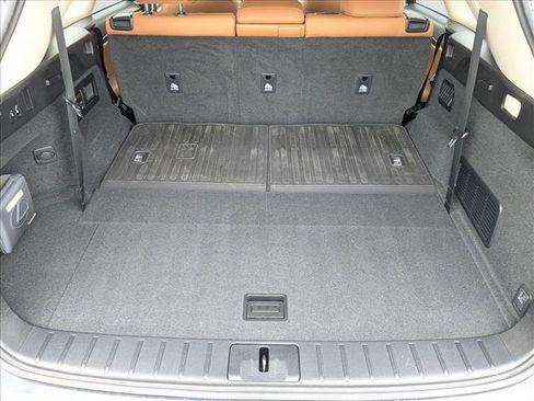 Used 2022 Lexus RX 350L Premium image 6