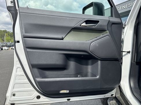 Used 2024 Lexus GX 550 AWD/4WD image 10