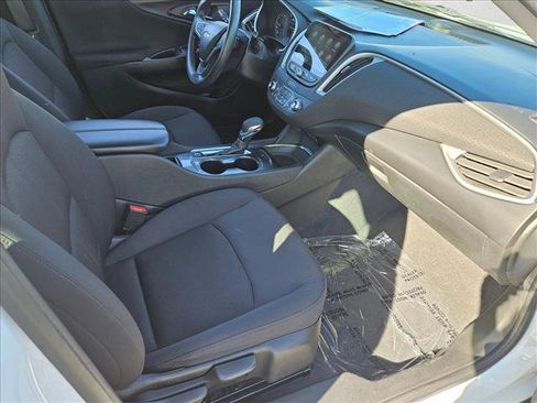 Used 2023 Chevrolet Malibu LT image 21