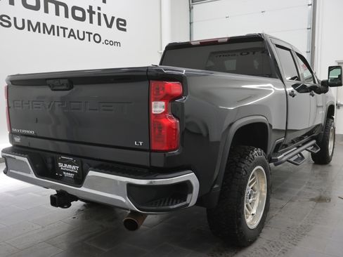 Used 2024 Chevrolet Silverado 2500 LT image 4