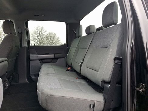 Used 2024 Ford F150 XLT image 10