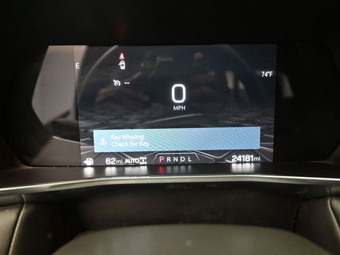 Used 2023 GMC Canyon Elevation w/ Convenience Package image 7