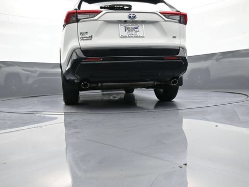 Used 2023 Toyota RAV4 SE w/ Weather & Moonroof Package AWD/4WD image 32