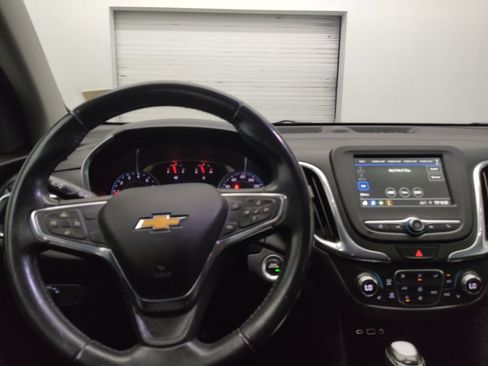 Used 2019 Chevrolet Equinox LT FWD image 22