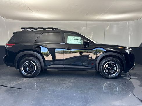 New 2026 Nissan Pathfinder Rock Creek image 2
