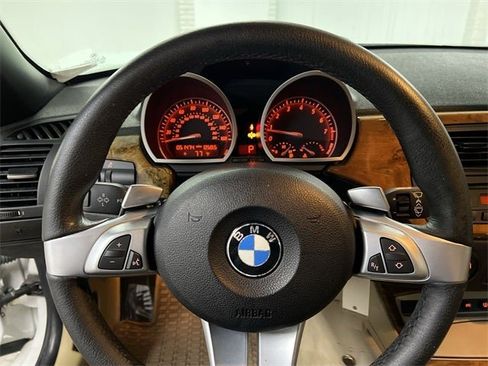 Used 2007 BMW Z4 3.0si image 53