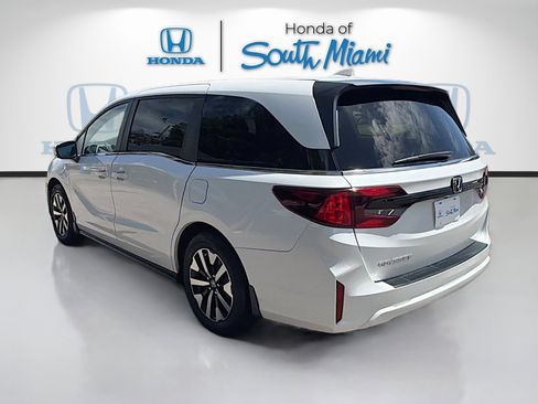 Used 2025 Honda Odyssey EX-L image 5