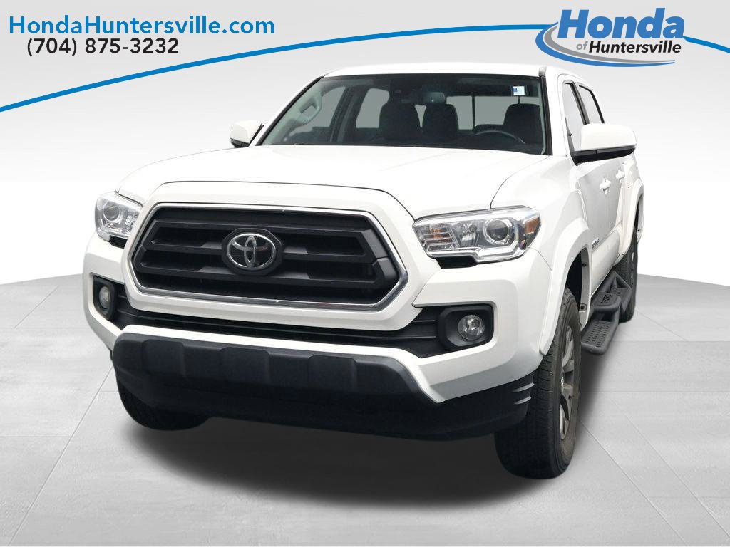 Used 2023 Toyota Tacoma SR5 RWD image 2