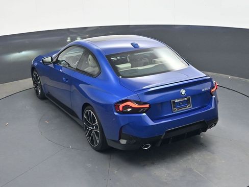 Used 2024 BMW 230i Coupe w/ M Sport Package RWD image 25