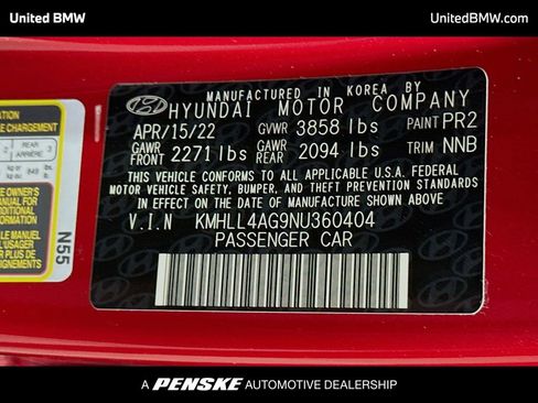 Used 2022 Hyundai Elantra SE FWD image 13