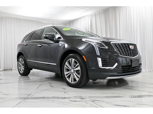 Used 2024 Cadillac XT5 Premium Luxury w/ LPO, Floor Liner Package AWD/4WD image 2