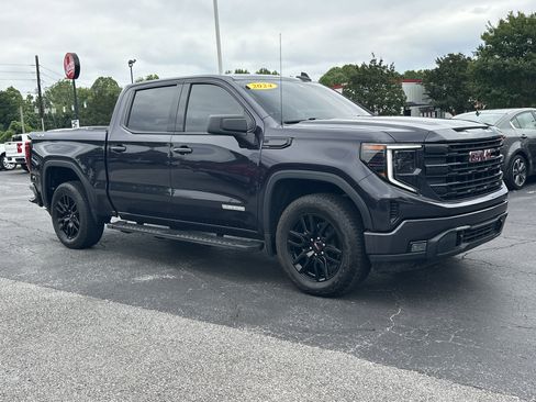 Used 2024 GMC Sierra 1500 Elevation AWD/4WD image 2