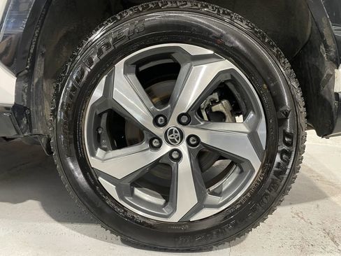 Used 2023 Toyota RAV4 SE w/ Weather & Moonroof Package AWD/4WD image 32