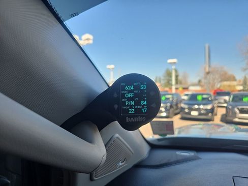 Used 2019 Nissan Titan PRO-4X w/ Pro-4x Convenience Package image 28