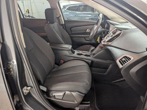 Used 2017 GMC Terrain SLE AWD/4WD image 18