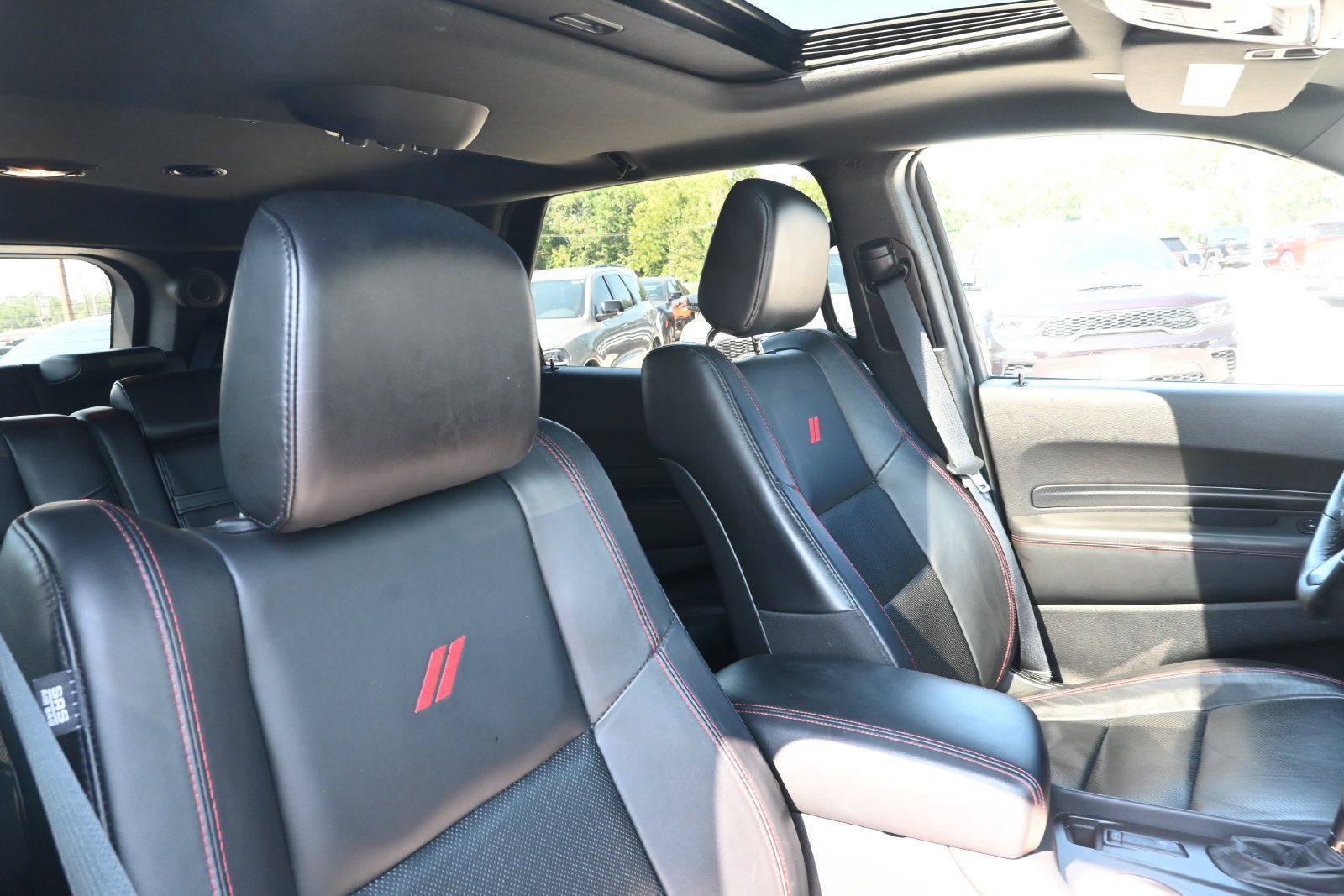 Used 2025 Dodge Durango R/T AWD/4WD image 32