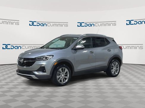 Used 2023 Buick Encore GX Essence w/ Experience Buick Package AWD/4WD image 4