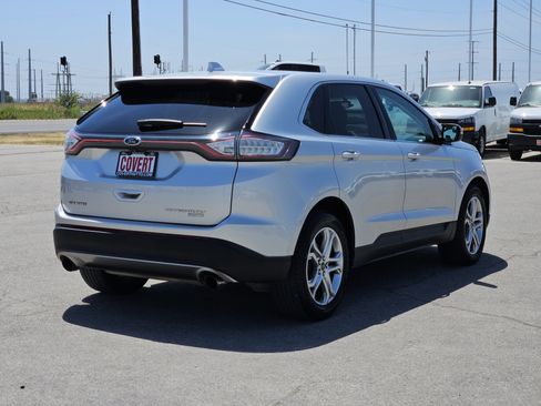 Used 2018 Ford Edge Titanium FWD image 5