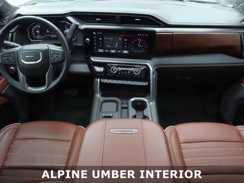 Used 2025 GMC Sierra 2500 Denali Ultimate image 6