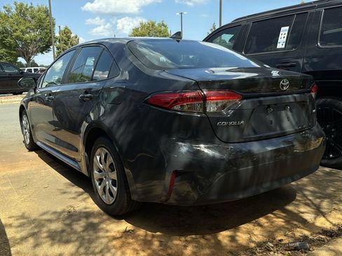 Used 2024 Toyota Corolla LE FWD image 7