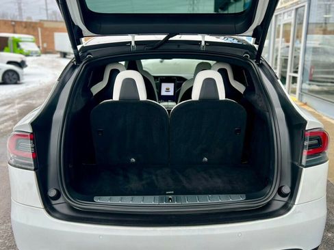 Used 2019 Tesla Model X Performance image 7