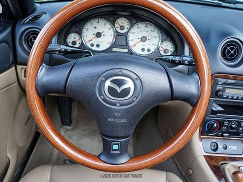 Used 2001 MAZDA MX-5 Miata RWD image 38