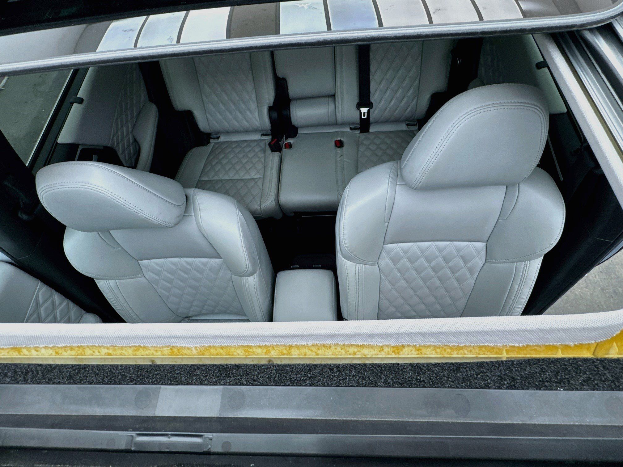 Used 2024 Mitsubishi Outlander SEL AWD/4WD image 14