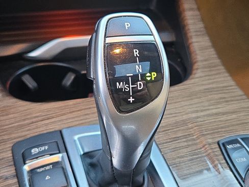 Used 2018 BMW X4 xDrive28i image 16