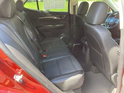 Used 2023 Buick Envision Essence AWD/4WD image 27