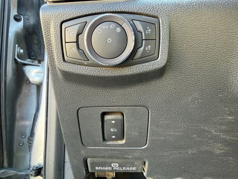 Used 2020 Ford F250 Lariat w/ Lariat Value Package image 20