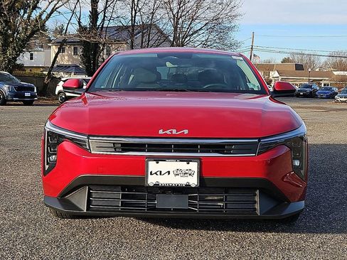 Certified 2025 Kia K4 FWD image 2