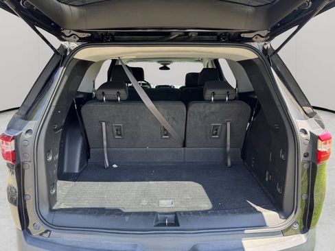 Used 2020 Chevrolet Traverse LS AWD/4WD image 20
