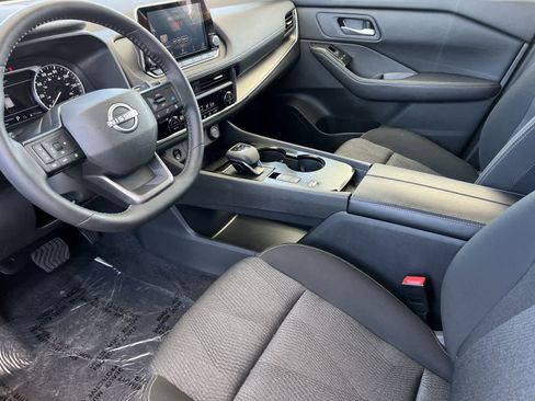 Used 2026 Nissan Rogue SV image 12