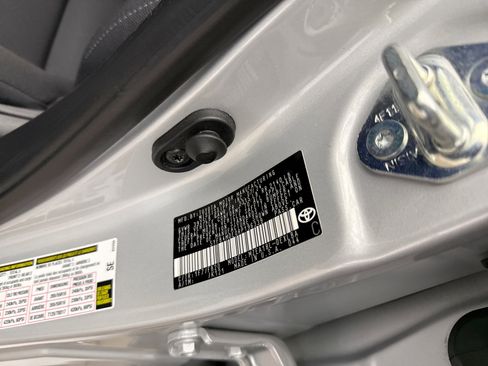 Used 2024 Toyota Corolla LE image 19