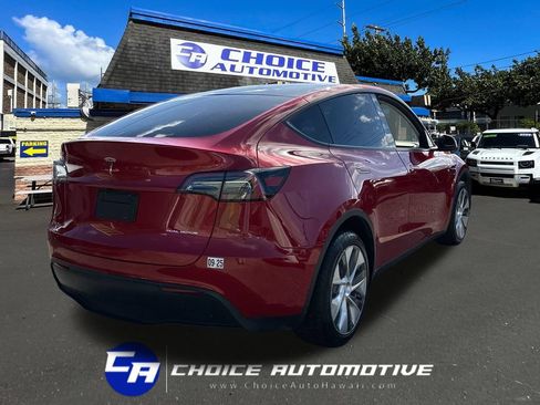 Used 2023 Tesla Model Y AWD image 7