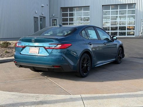 New 2026 Toyota Camry SE (Natl) image 5